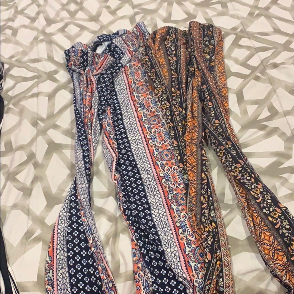 Cute tight leggings that flair at the bottom!